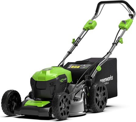 Best Self Propelled Cordless Lawn Mower UK 2024 Reviews